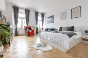 Yeshello Vienna Central Station Apartment